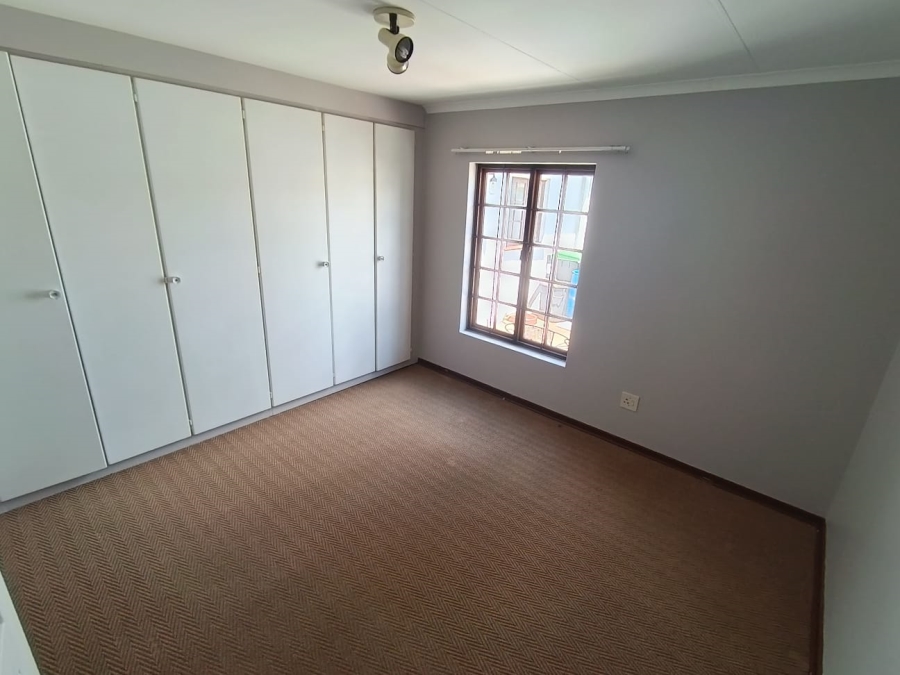 3 Bedroom Property for Sale in Protea Park North West